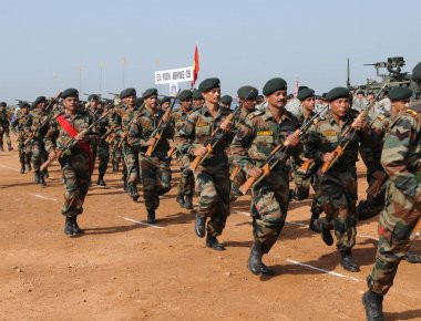 Την εισβολή ινδικών στρατευμάτων στα εδάφη της καταγγέλλει η Κίνα (βίντεο)